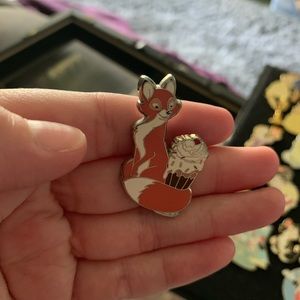 Disney Soda Fountain Pin - Vixey